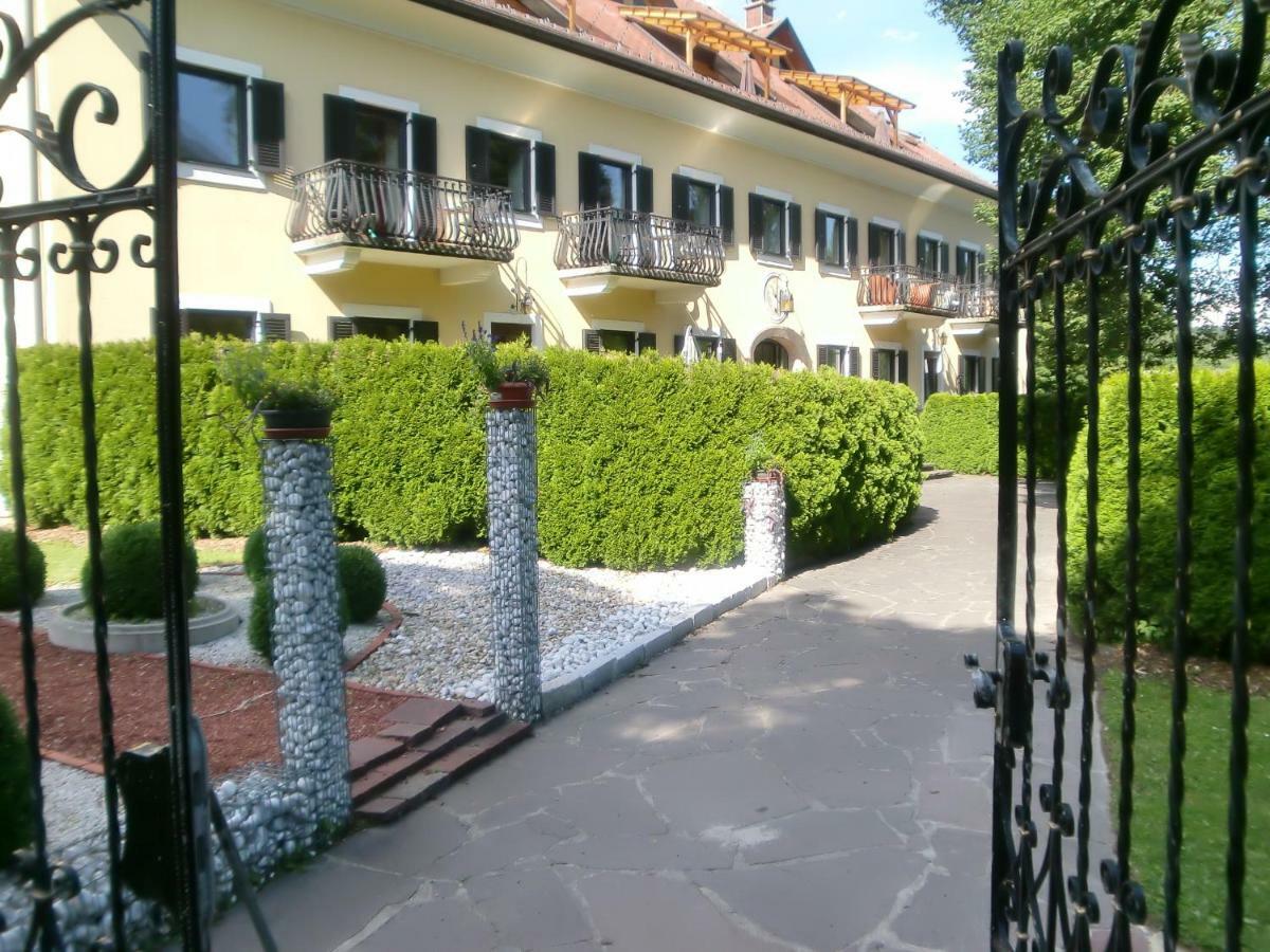 Garten- & Loggia-Appartement Herrenhaus Dellach im Drautal Exteriér fotografie