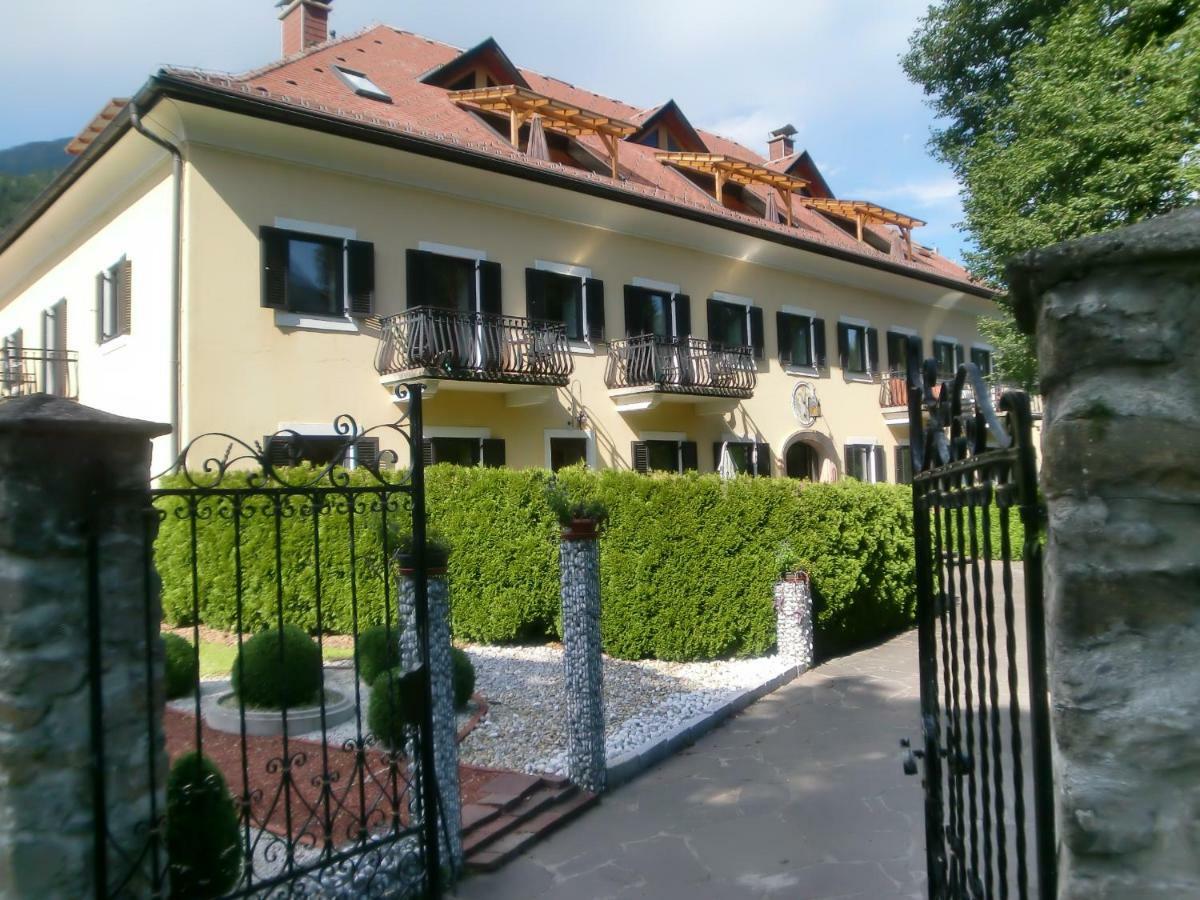 Garten- & Loggia-Appartement Herrenhaus Dellach im Drautal Exteriér fotografie