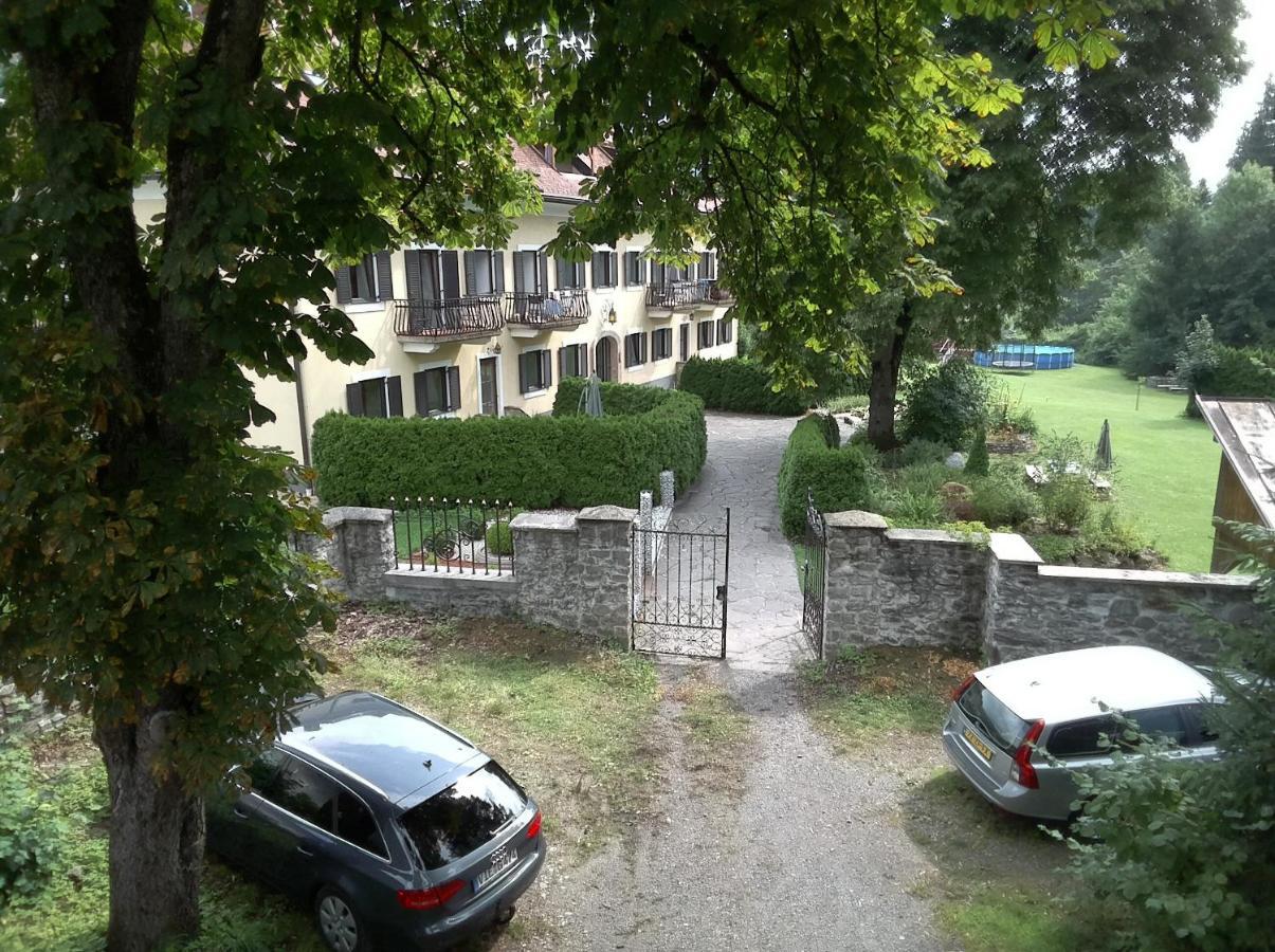 Garten- & Loggia-Appartement Herrenhaus Dellach im Drautal Exteriér fotografie